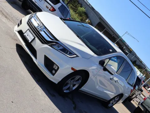 Another view of 2018 Honda Odyssey EX-L for sale in Kansas City, MO at Jay Wolfe Honda