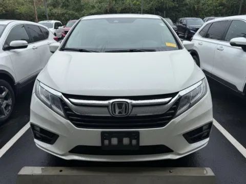 Photos of 2018 Honda Odyssey EX-L for sale in Kansas City, MO at Jay Wolfe Honda