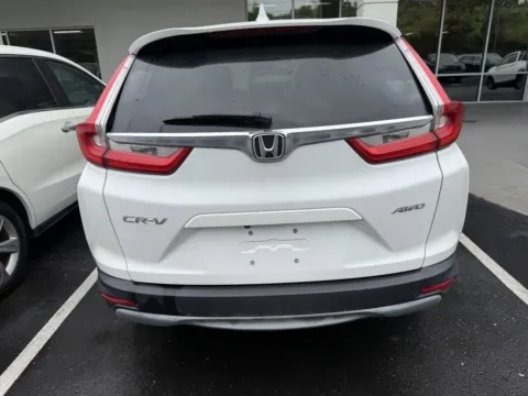 More photos of 2019 Honda CR-V EX at Jay Wolfe Honda, MO