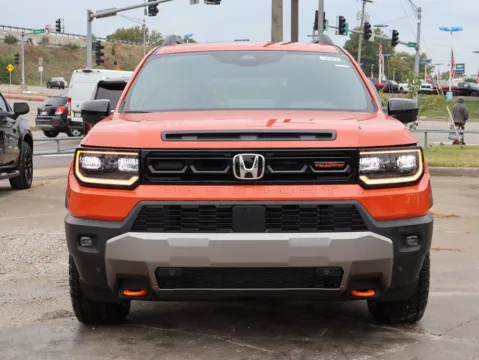 Photos of 2026 Honda Passport TrailSport Elite for sale in Kansas City, MO at Jay Wolfe Honda