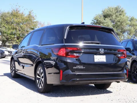More photos of 2026 Honda Odyssey EX-L at Jay Wolfe Honda, MO