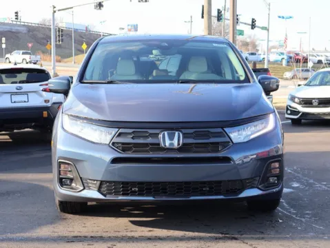 Photos of 2026 Honda Odyssey EX-L for sale in Kansas City, MO at Jay Wolfe Honda