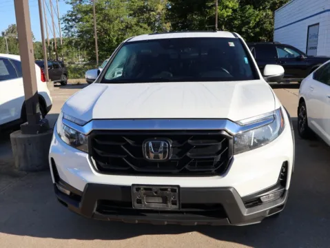 Photos of 2023 Honda Ridgeline RTL for sale in Kansas City, MO at Jay Wolfe Honda