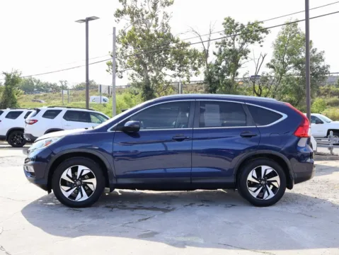 More photos of 2016 Honda CR-V Touring at Jay Wolfe Honda, MO
