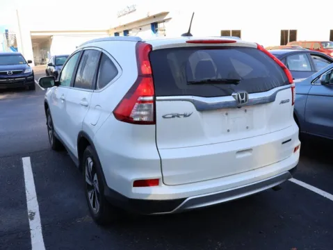 More photos of 2015 Honda CR-V Touring at Jay Wolfe Honda, MO