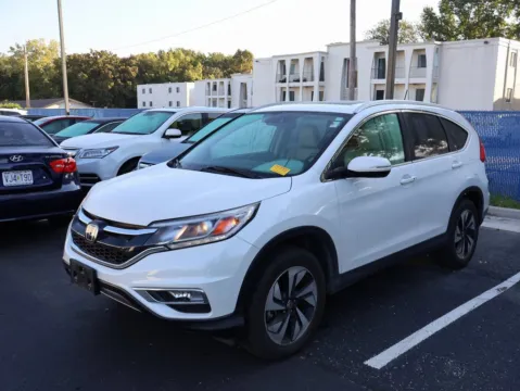More photos of 2015 Honda CR-V Touring at Jay Wolfe Honda, MO
