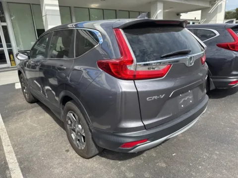 More photos of 2019 Honda CR-V EX-L at Jay Wolfe Honda, MO