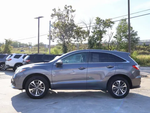 More photos of 2018 Acura RDX w/Advance Pkg at Jay Wolfe Honda, MO