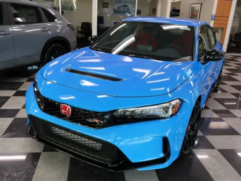 More photos of 2025 Honda Civic Type R at Jay Wolfe Honda, MO