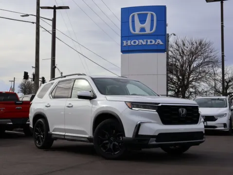 White 2025 Honda Pilot Touring+ for sale in Kansas City, MO