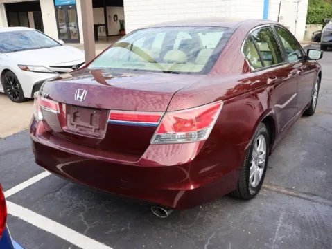 More photos of 2011 Honda Accord Sdn LX-P at Jay Wolfe Honda, MO