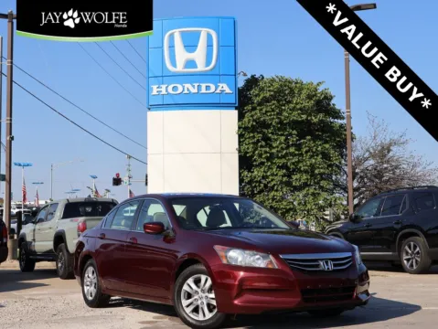 Red 2011 Honda Accord Sdn LX-P for sale in Kansas City, MO