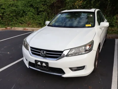 Another view of 2013 Honda Accord Sdn EX-L for sale in Kansas City, MO at Jay Wolfe Honda