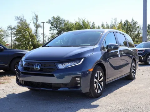 Another view of 2026 Honda Odyssey EX-L for sale in Kansas City, MO at Jay Wolfe Honda