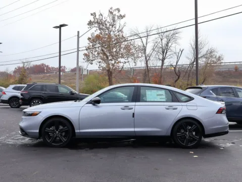 More photos of 2025 Honda Accord Hybrid Sport-L at Jay Wolfe Honda, MO