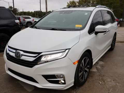 Another view of 2020 Honda Odyssey Elite for sale in Kansas City, MO at Jay Wolfe Honda