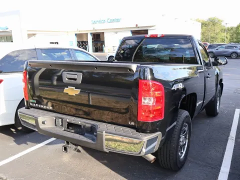More photos of 2011 Chevrolet Silverado 1500 Work Truck at Jay Wolfe Honda, MO