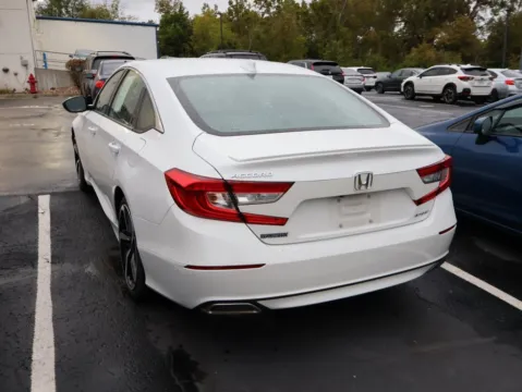 More photos of 2018 Honda Accord Sedan Sport 1.5T at Jay Wolfe Honda, MO