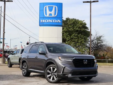 Gray 2025 Honda Pilot Touring for sale in Kansas City, MO