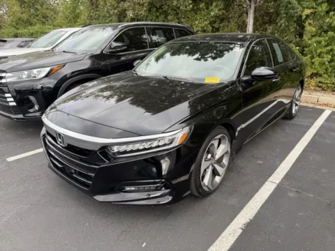 Another view of 2019 Honda Accord Sedan Touring 2.0T for sale in Kansas City, MO at Jay Wolfe Honda