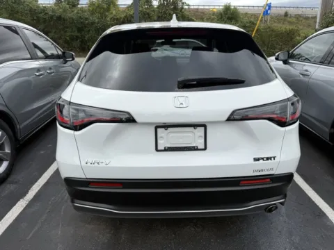 More photos of 2023 Honda HR-V Sport at Jay Wolfe Honda, MO