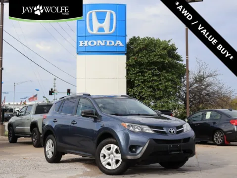 Silver 2014 Toyota RAV4 LE for sale in Kansas City, MO