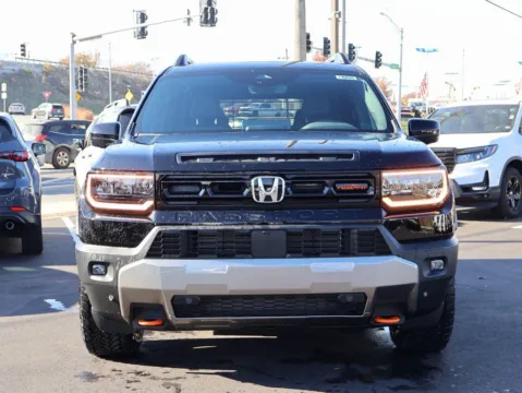 Photos of 2026 Honda Passport TrailSport Elite for sale in Kansas City, MO at Jay Wolfe Honda