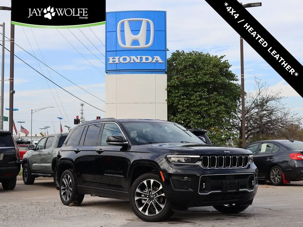 Black 2022 Jeep Grand Cherokee Overland for sale in Kansas City, MO
