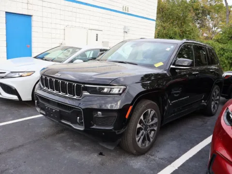 More photos of 2022 Jeep Grand Cherokee Overland at Jay Wolfe Honda, MO
