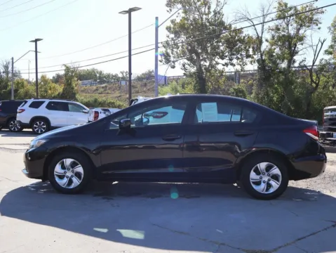 More photos of 2015 Honda Civic Sedan LX at Jay Wolfe Honda, MO