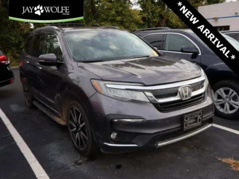 Gray 2019 Honda Pilot Touring 7-Passenger for sale in Kansas City, MO