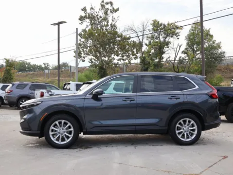 More photos of 2024 Honda CR-V EX-L at Jay Wolfe Honda, MO