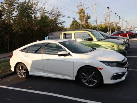 More photos of 2019 Honda Civic Sedan EX at Jay Wolfe Honda, MO