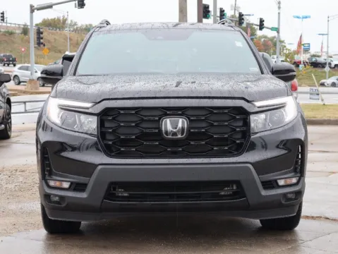 Photos of 2023 Honda Passport Elite for sale in Kansas City, MO at Jay Wolfe Honda
