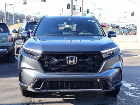 Photos of 2026 Honda CR-V Hybrid Sport-L for sale in Kansas City, MO at Jay Wolfe Honda