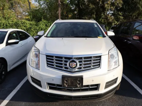 Photos of 2016 Cadillac SRX Luxury Collection for sale in Kansas City, MO at Jay Wolfe Honda