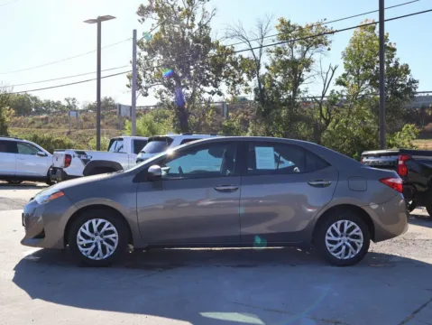 More photos of 2017 Toyota Corolla L at Jay Wolfe Honda, MO