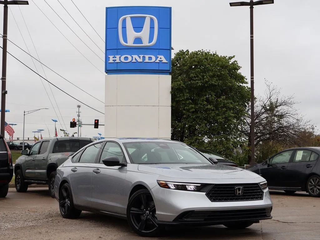 Silver 2025 Honda Accord Hybrid Sport-L for sale in Kansas City, MO