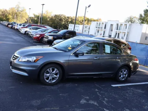 More photos of 2012 Honda Accord Sdn SE at Jay Wolfe Honda, MO