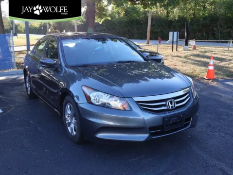 Silver 2012 Honda Accord Sdn SE for sale in Kansas City, MO