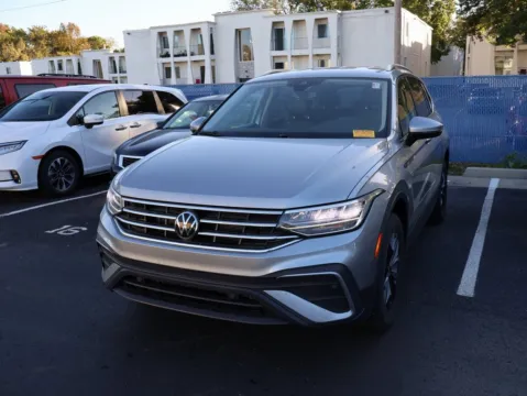 Another view of 2022 Volkswagen Tiguan SE for sale in Kansas City, MO at Jay Wolfe Honda