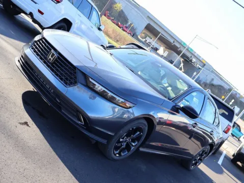 Another view of 2025 Honda Accord Sedan SE for sale in Kansas City, MO at Jay Wolfe Honda