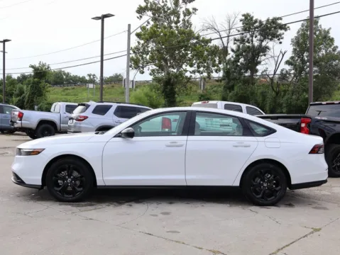 More photos of 2025 Honda Accord Sedan SE at Jay Wolfe Honda, MO