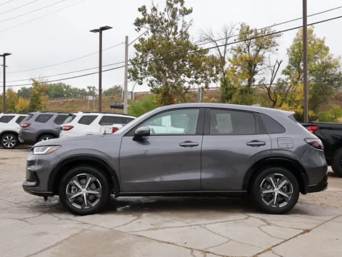 More photos of 2025 Honda HR-V EX-L at Jay Wolfe Honda, MO