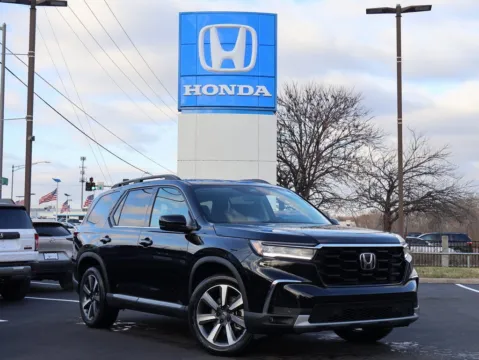 Black 2025 Honda Pilot Touring for sale in Kansas City, MO