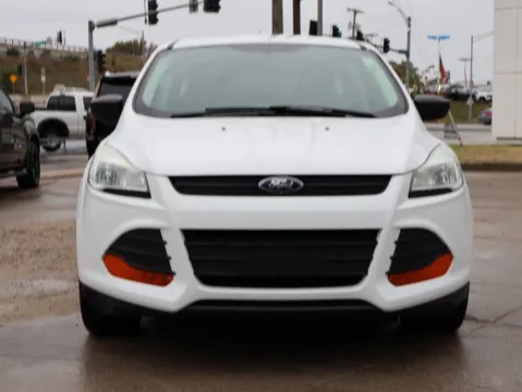 Photos of 2014 Ford Escape S for sale in Kansas City, MO at Jay Wolfe Honda