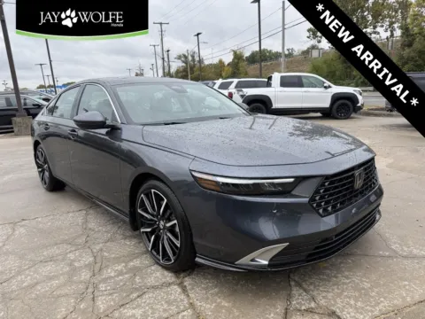 Gray 2025 Honda Accord Hybrid Touring for sale in Kansas City, MO