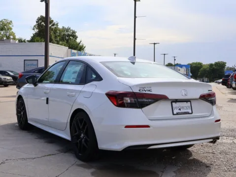 More photos of 2026 Honda Civic Sedan Hybrid Sport at Jay Wolfe Honda, MO