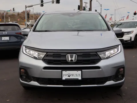 Photos of 2025 Honda Odyssey EX-L for sale in Kansas City, MO at Jay Wolfe Honda