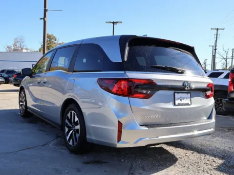 More photos of 2025 Honda Odyssey EX-L at Jay Wolfe Honda, MO